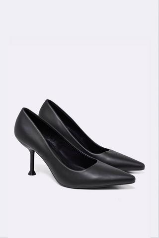 Court Heel