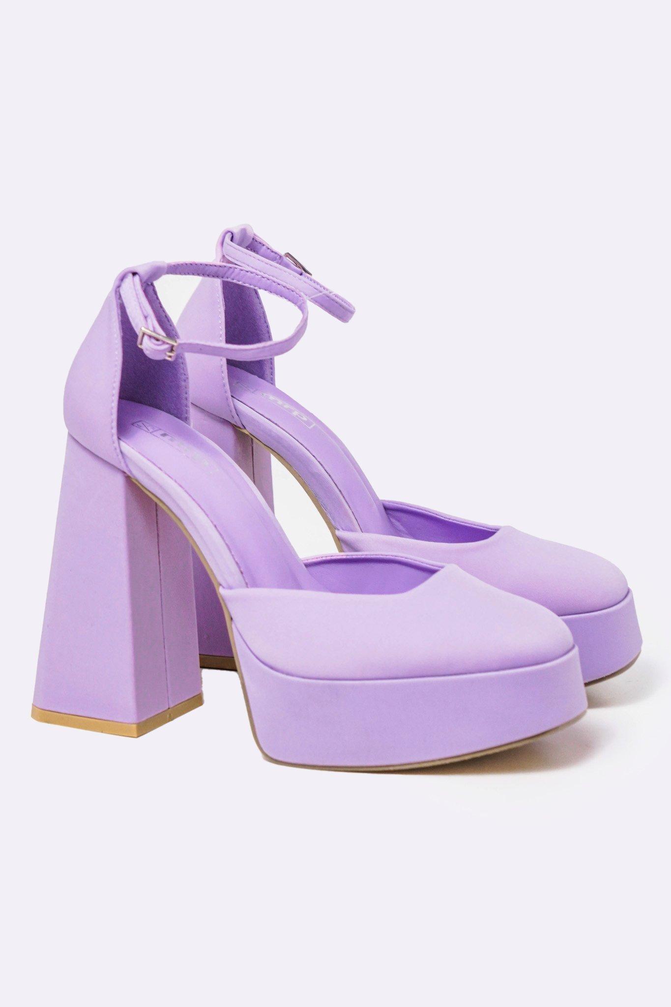 block heel platform pumps