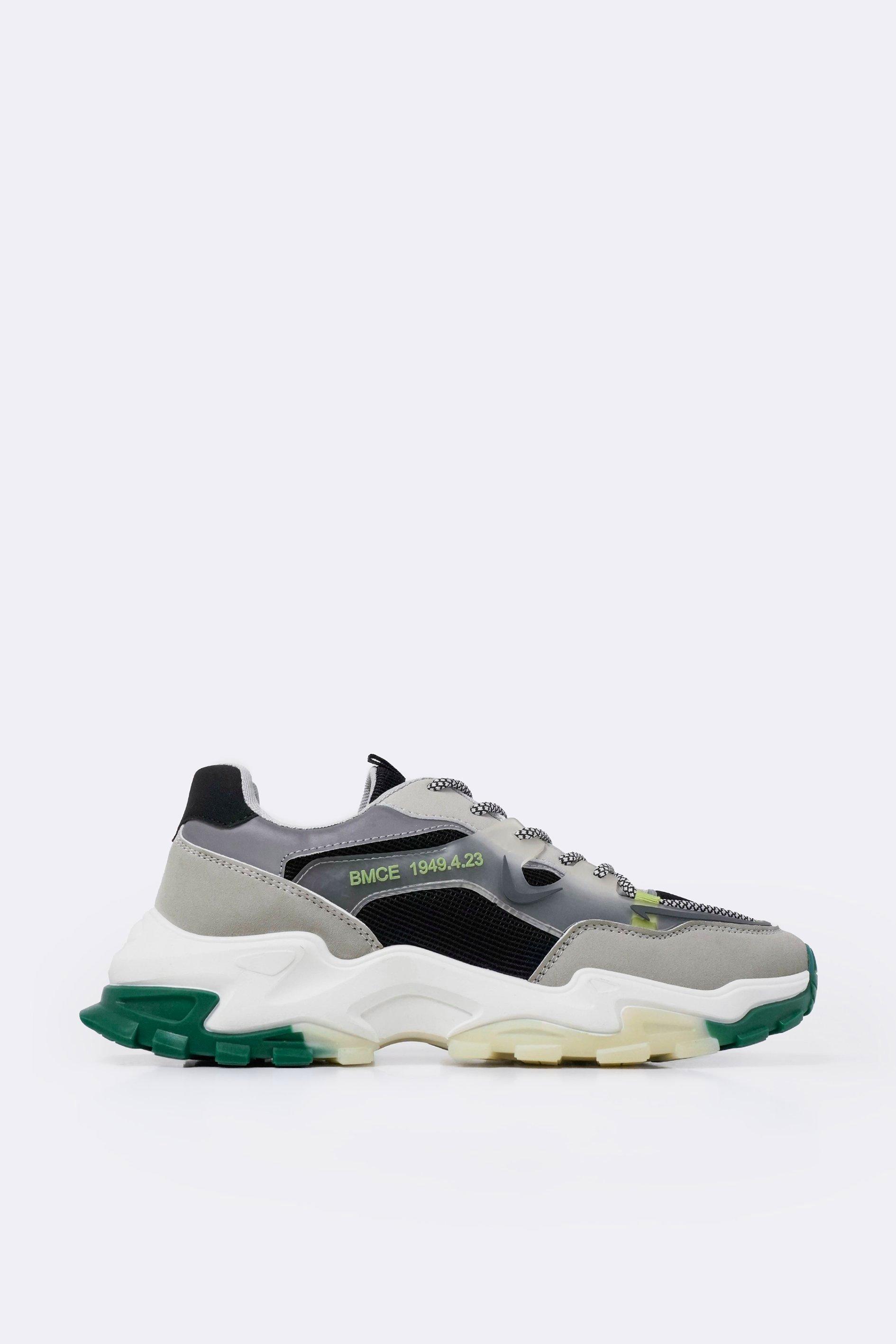 chunky trainers nike