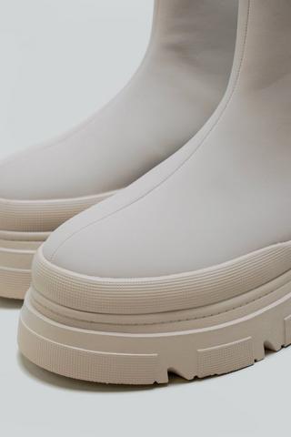 Chunky Chelsea Boot