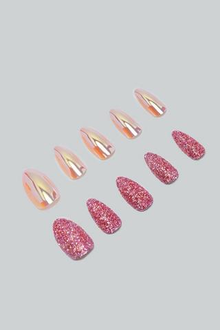 Instant Nails
