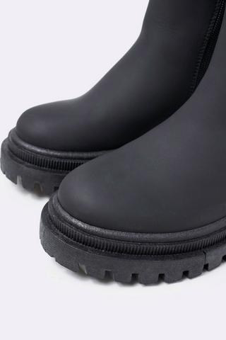 Chelsea Boot