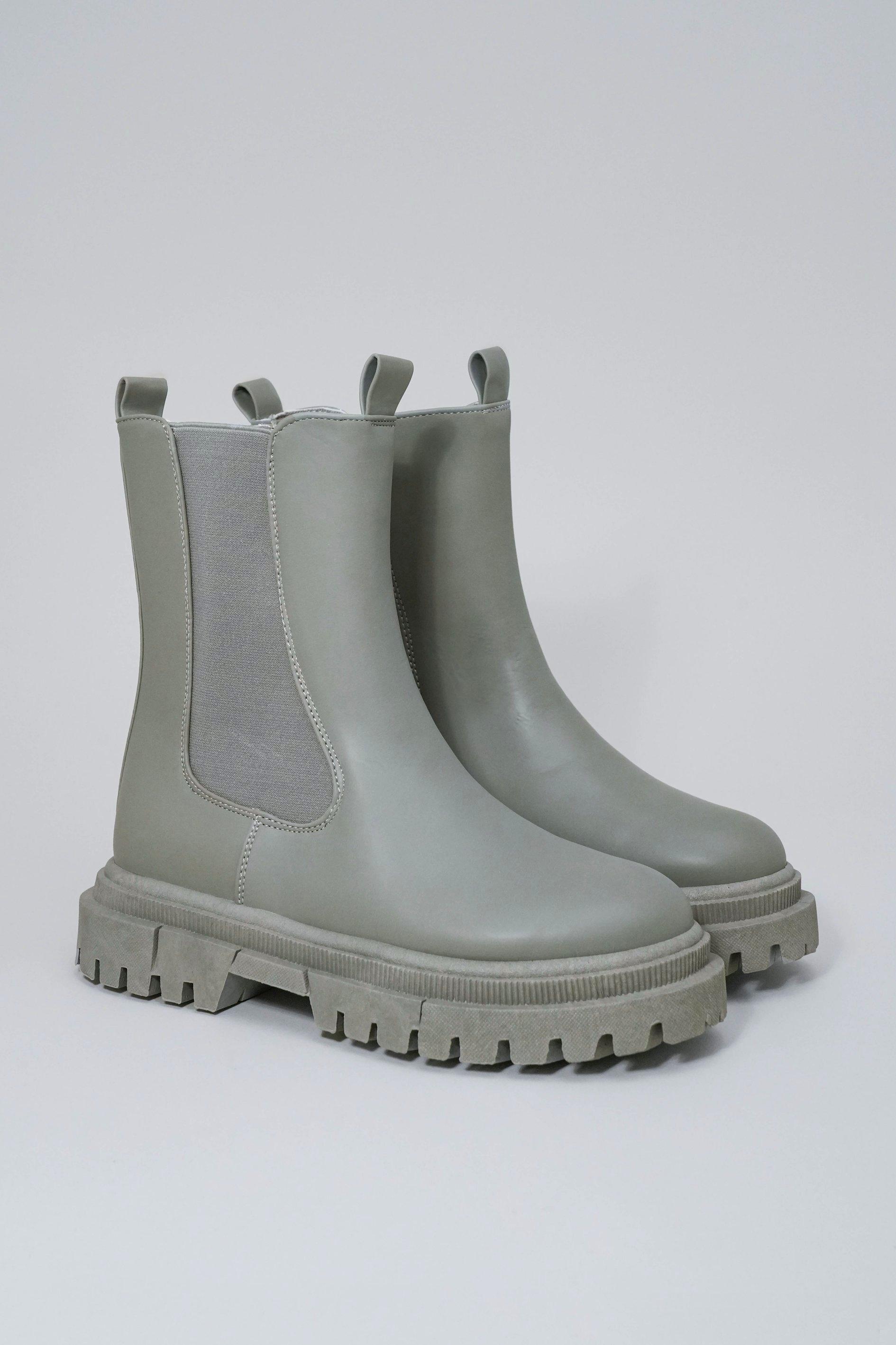 zasper chelsea boot