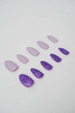 Instant Nails