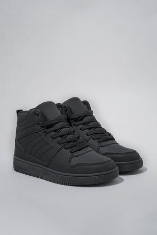 High Top Sneaker