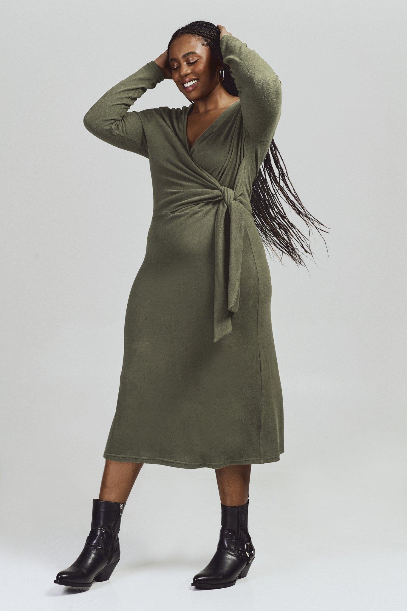 【新品】imperf Classic Knit Dress 38 Nova Collared Mini Knit Dress Mono Tipped | Forever New