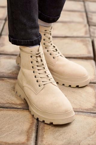 White boots hotsell mr price