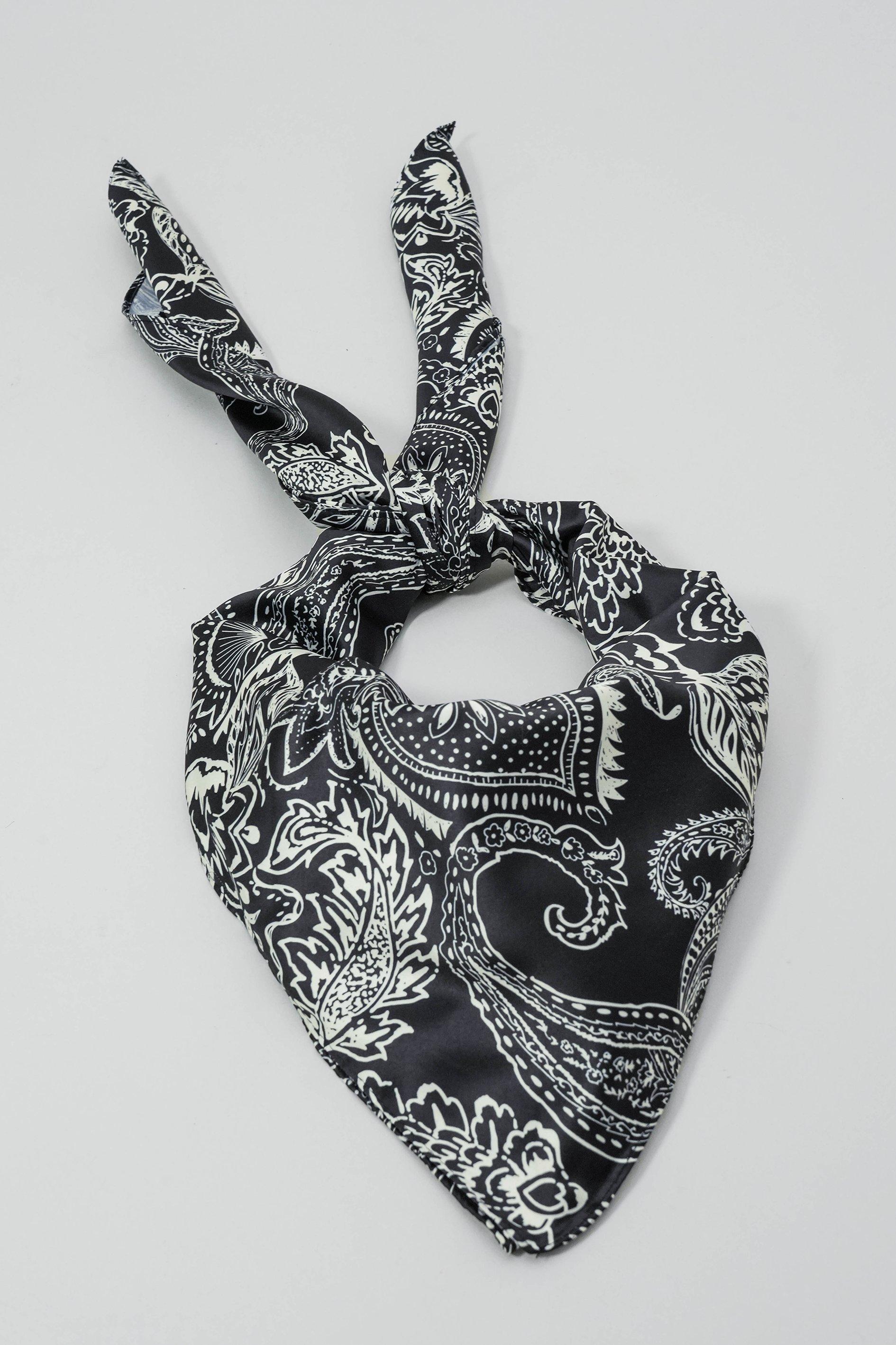 black scarf mr price