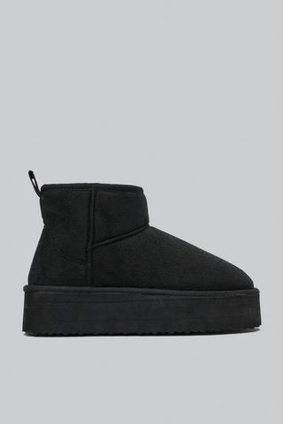 Winter boots shop at mr price