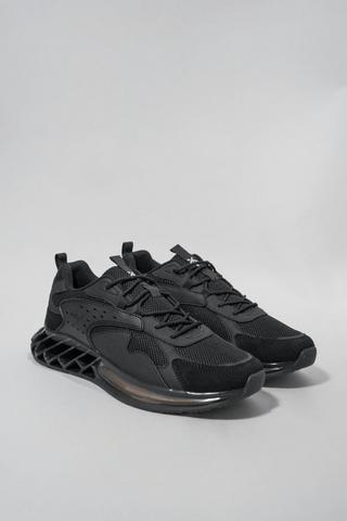 Trainer