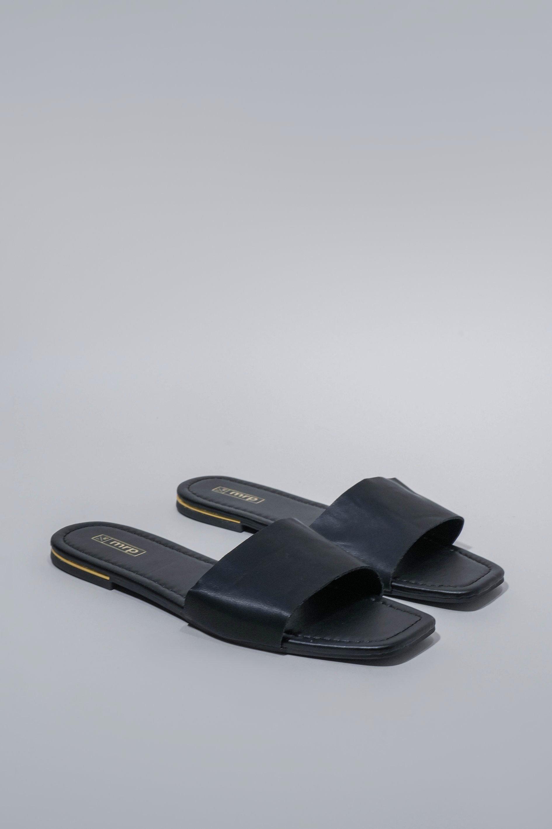 Mrp best sale flip flops