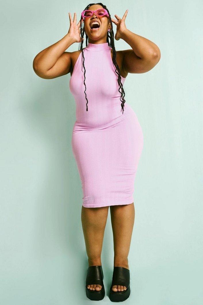 seamless-turtle-neck-bodycon-dress