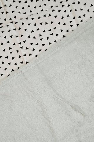 2 Pack Blankets