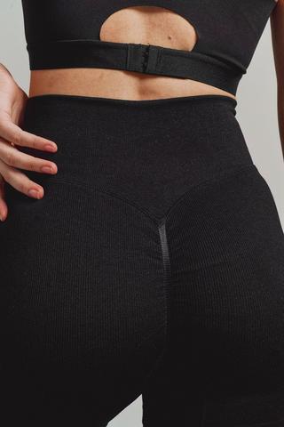 Seamless Cheeky Shorts