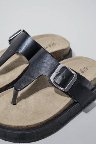 Flatform Sandal