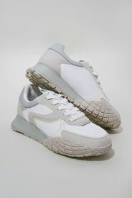 Trainer