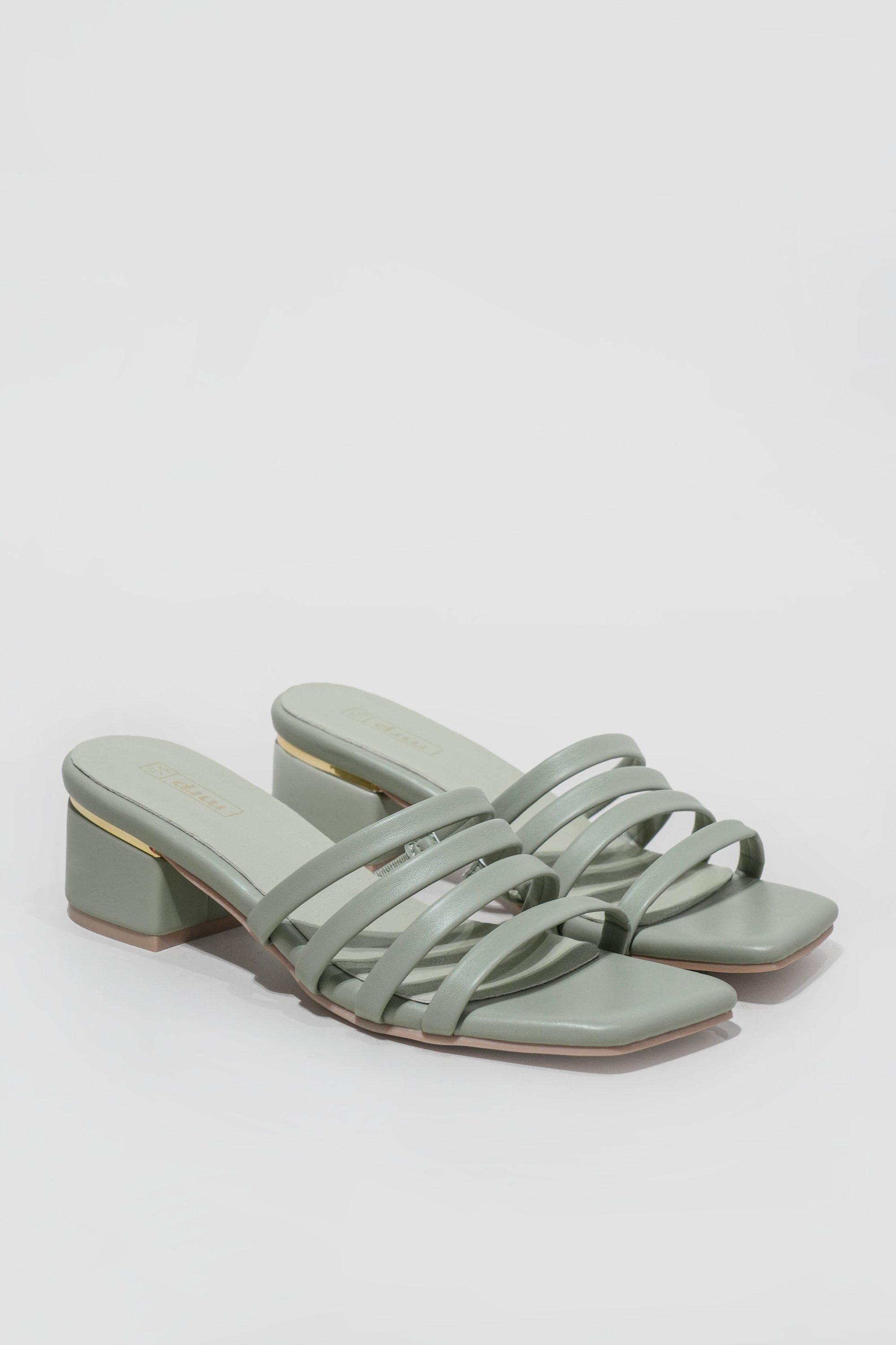 strappy mid block heel