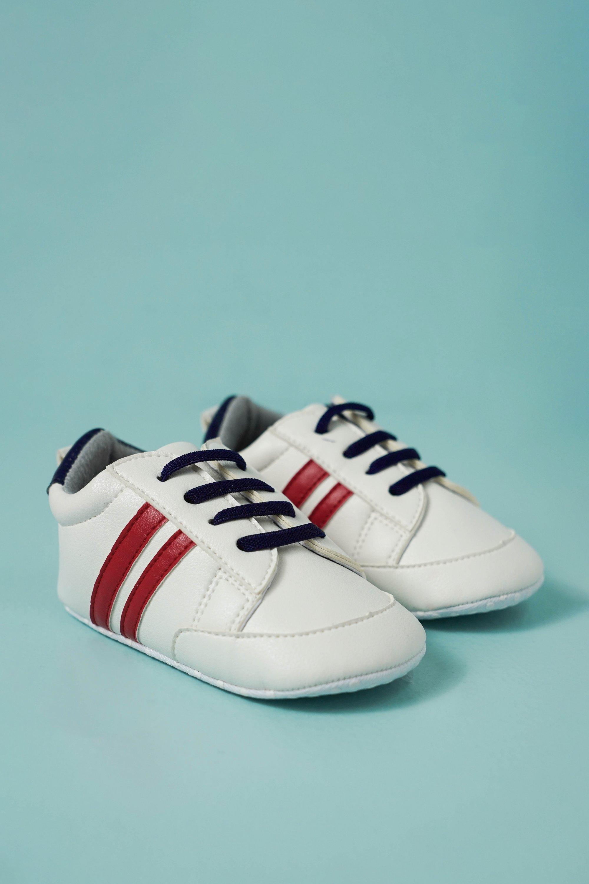 Lace-up Sneakers