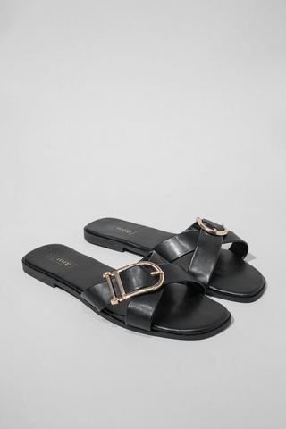 Cross-over Sandal