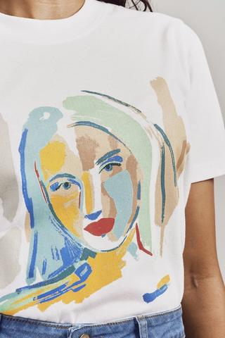 Statement T-Shirt