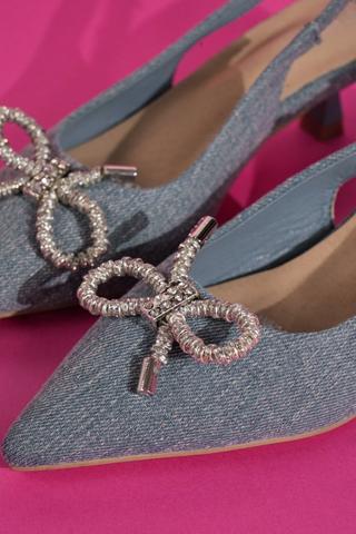 Slingback Kitten Heel