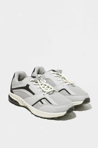 Lace-up Trainer
