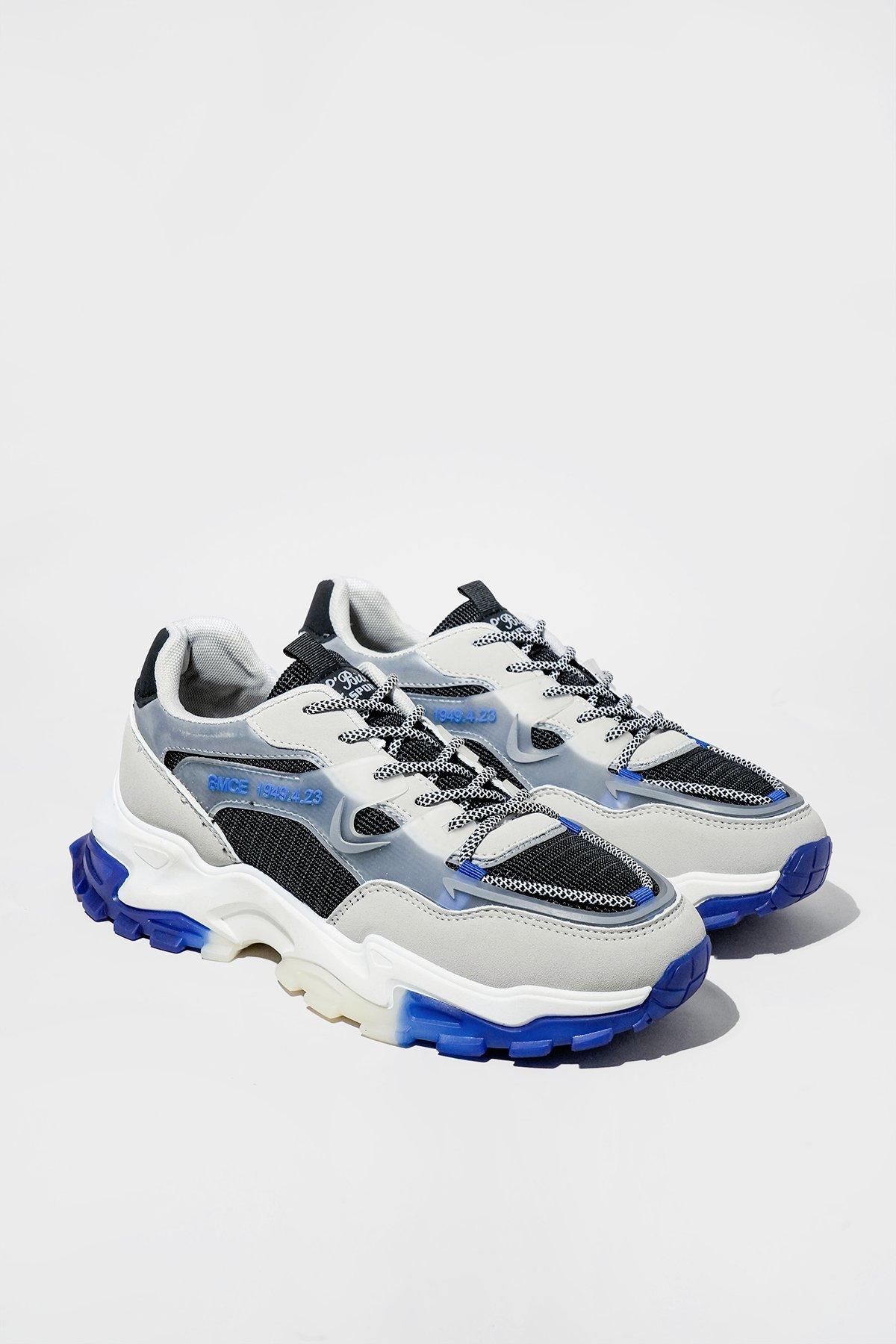 Trainer