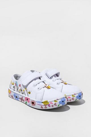 Sneaker