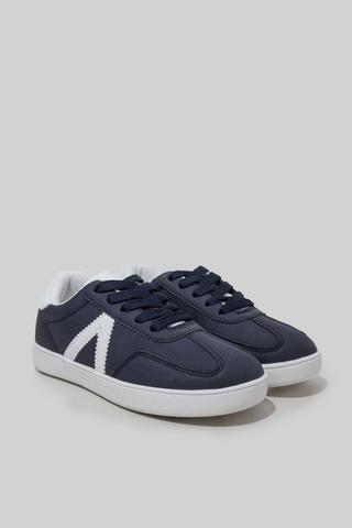 Lace-up Sneaker