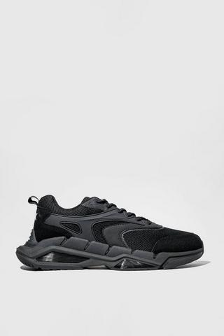 Trainer