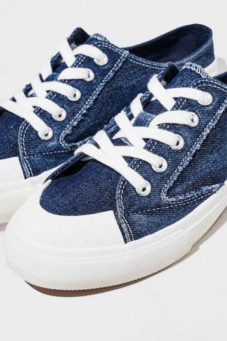 Slip-on Sneaker
