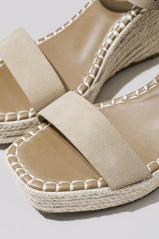 Espadrille Wedge