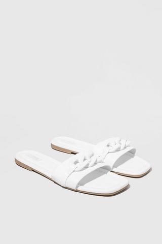 Chain Detail Sandal