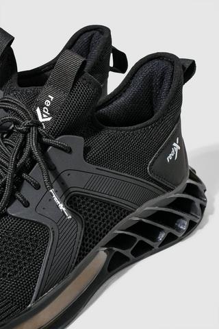 Trainer
