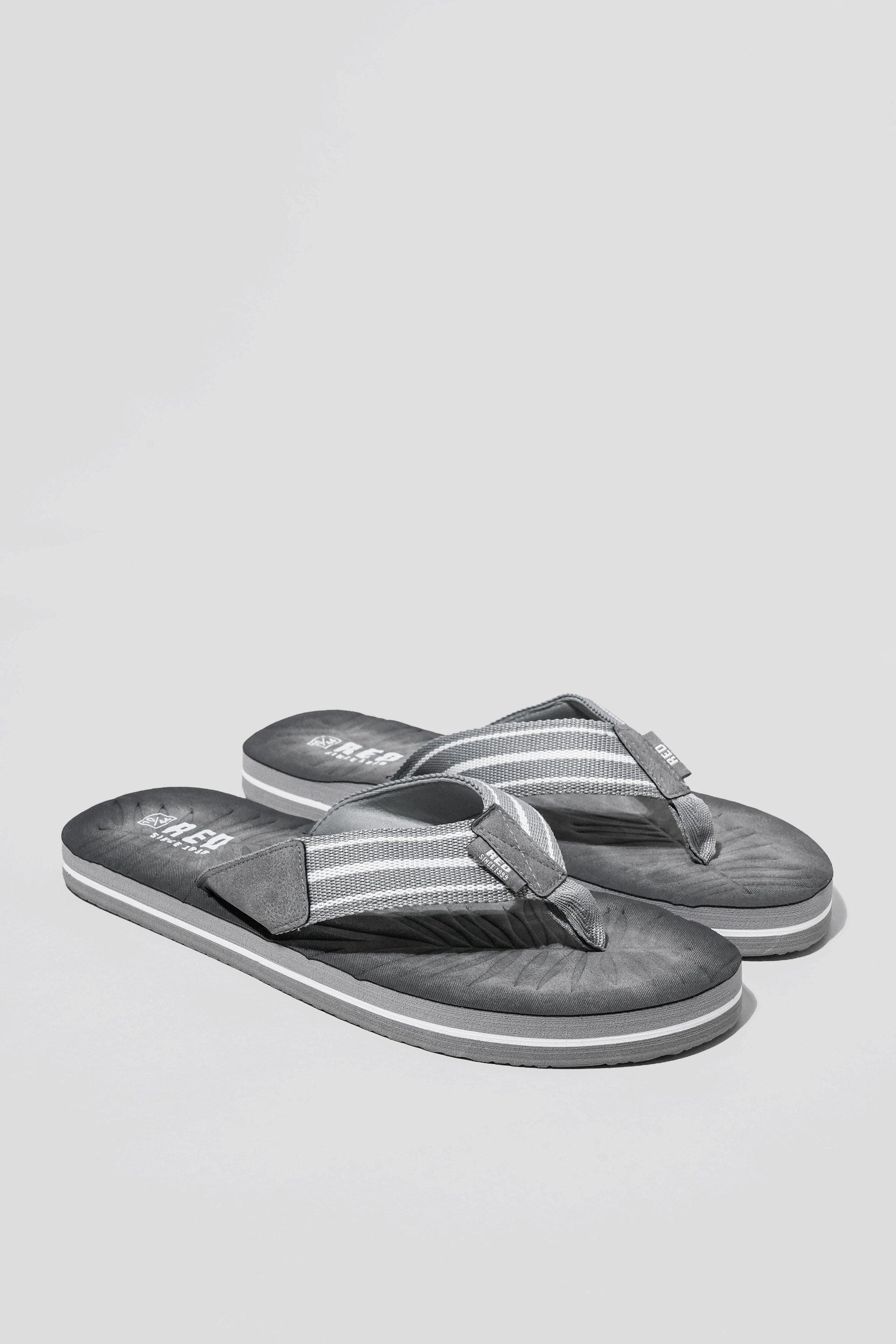 Mens slippers mr price on sale