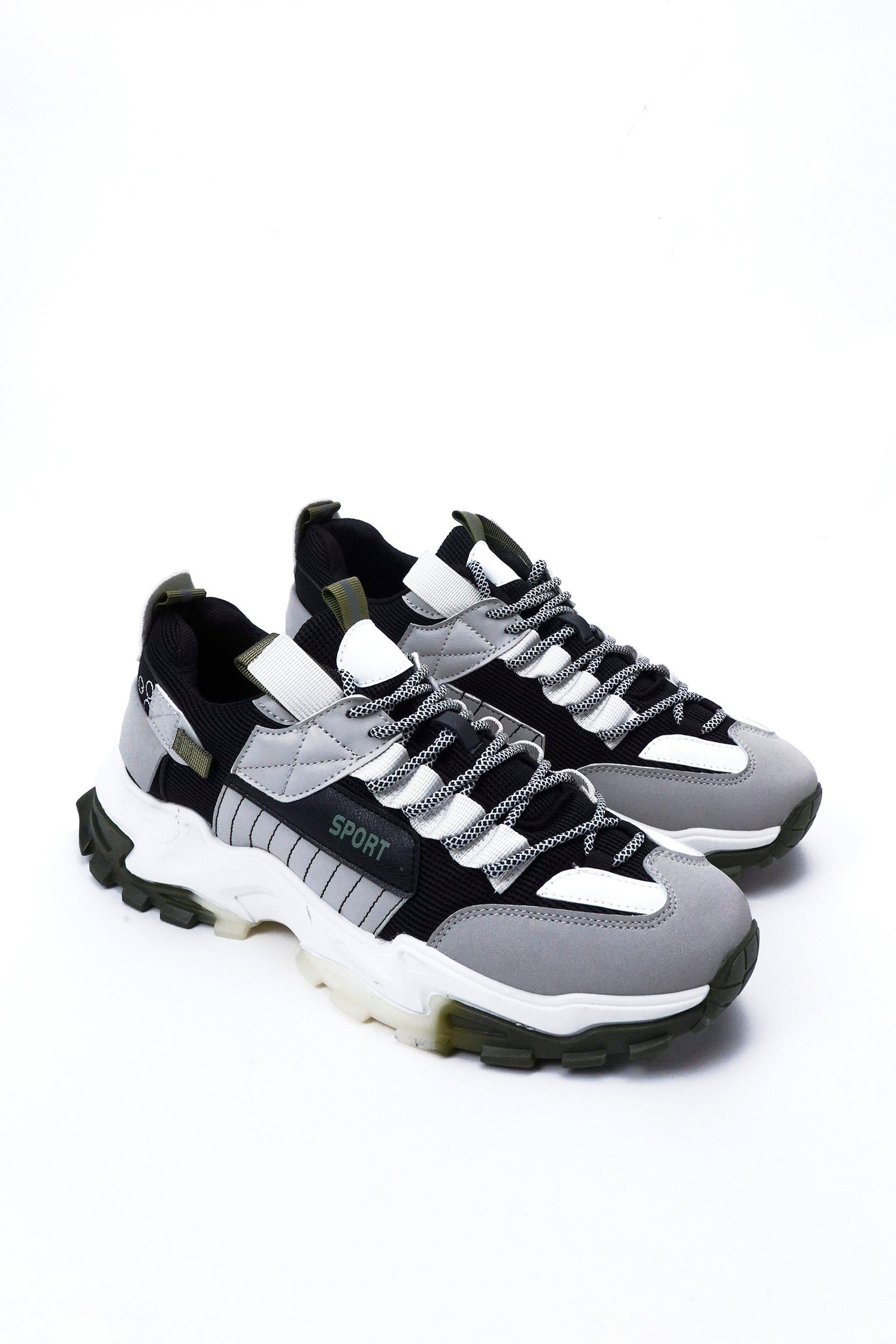 Trainer