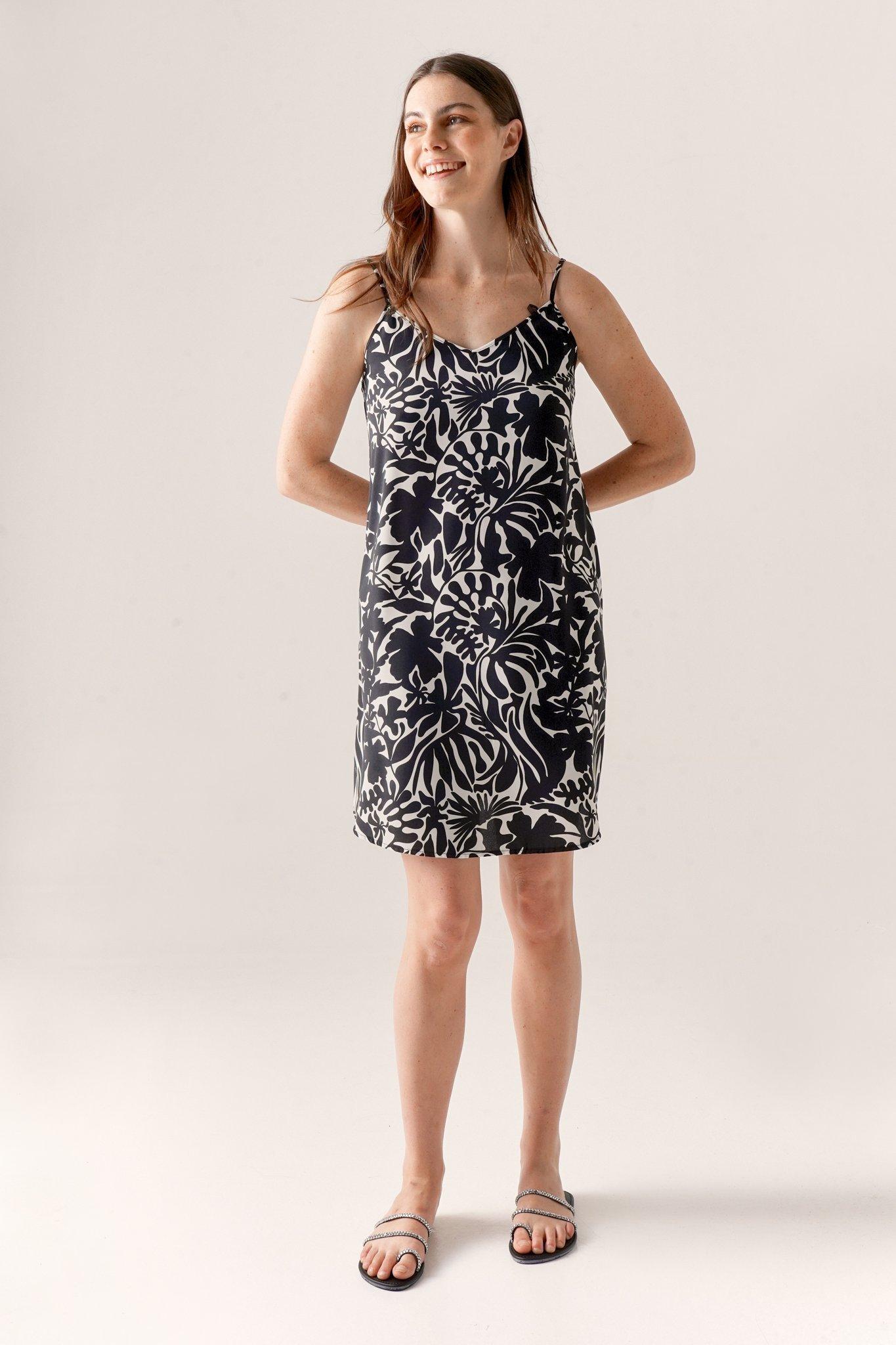 4612185 Black Side Train Mini Dress