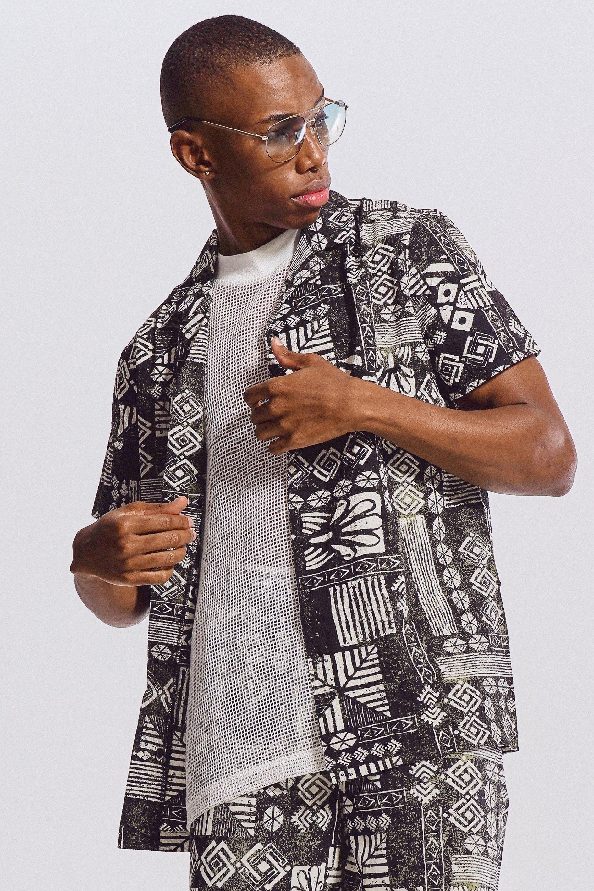 printed shirt outfit