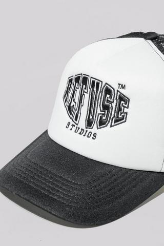 Trucker Cap x Refuse