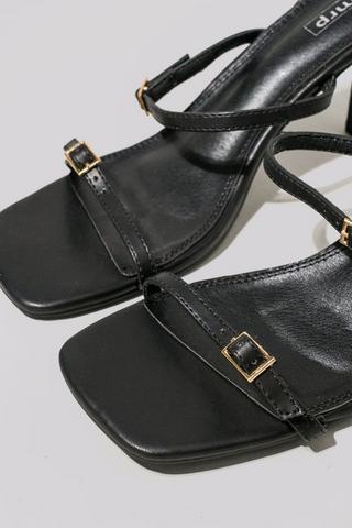 Slip-on Stiletto Heel