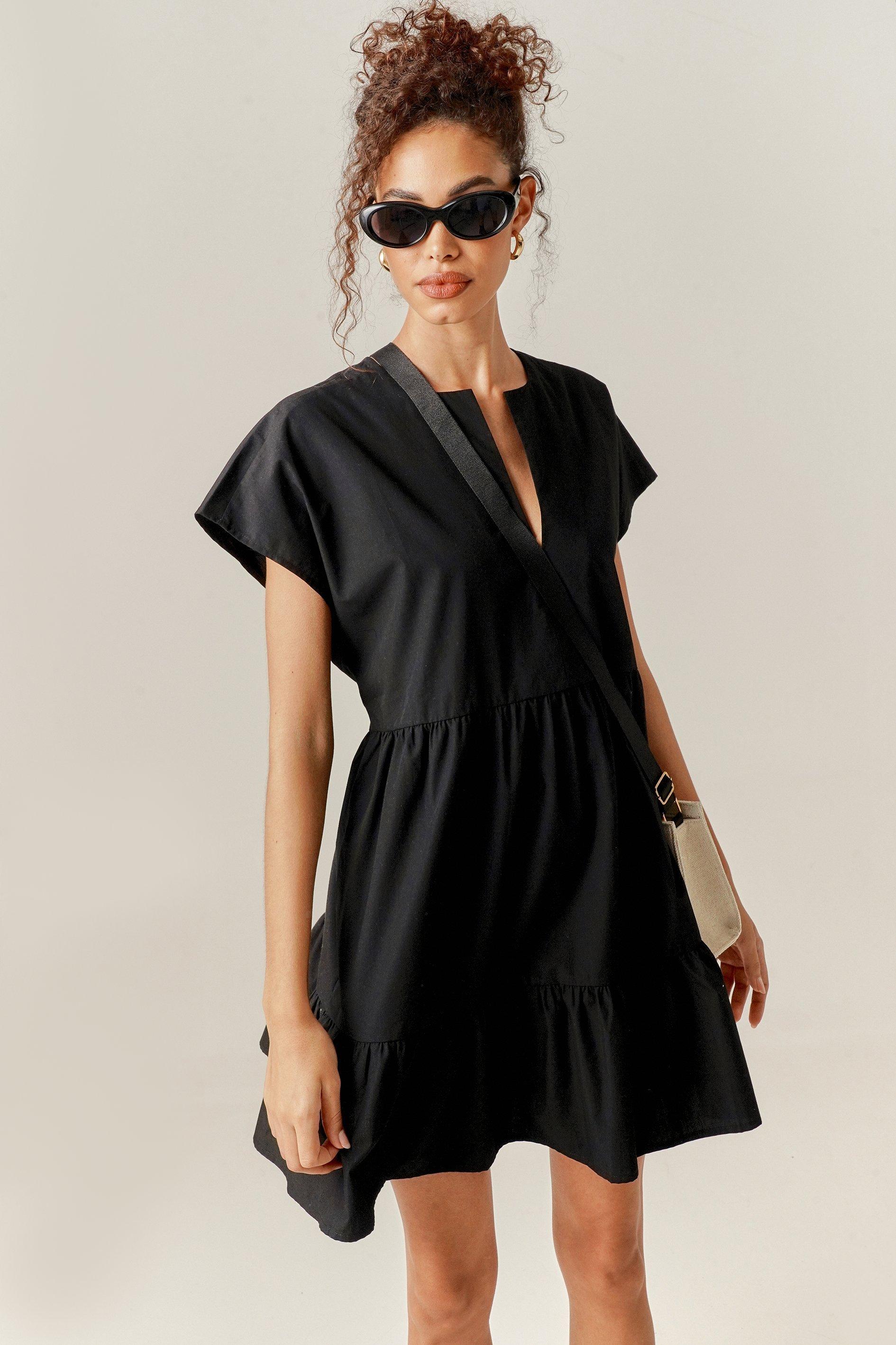 grey suit pants outfit