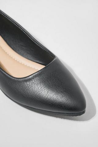 Comfort Pointy Pump