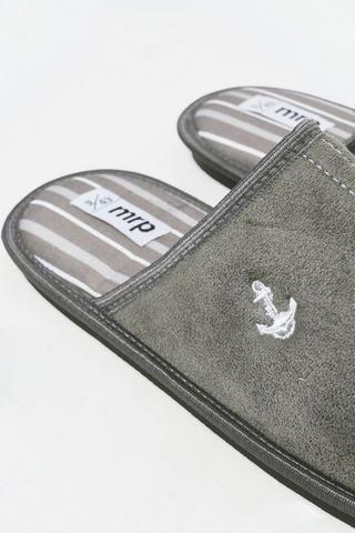 Slipper