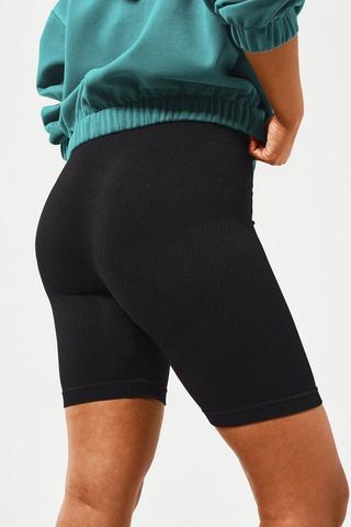 Active Seamless High-Rise Biker Shorts