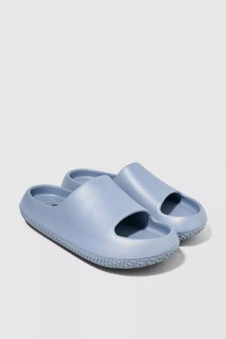 Sandals / Sliders