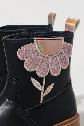 Highleg Boot