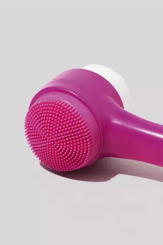 Facial Cleansing and Massaging Brush