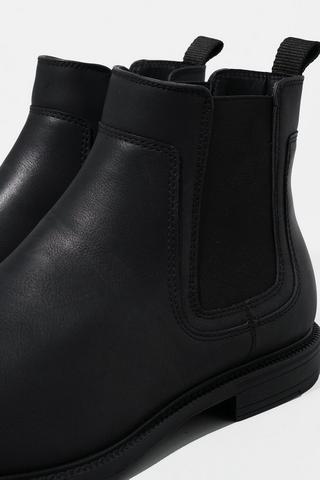 Chelsea Boot