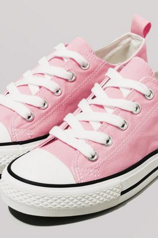 Lace-up Sneaker