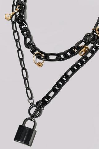Layered Chain Set